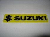 logotyp Suzuki žlutá